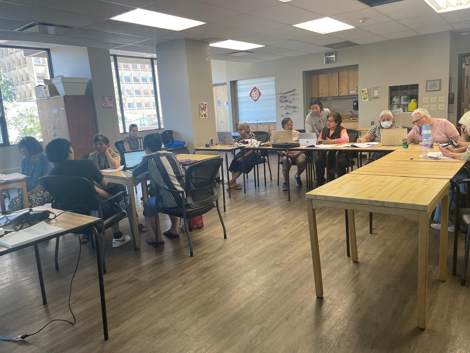 Community computer class for seniors and adults